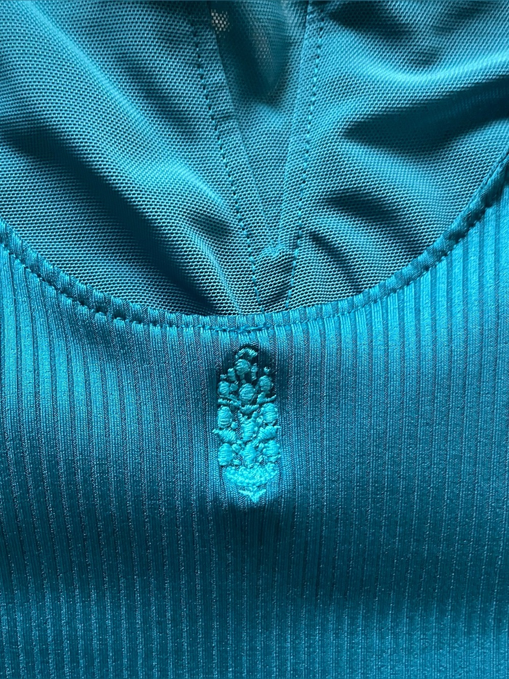 Free People FP Movement Ribbed Athletic Crop Tank Teal Shelf Bra Size Small - Picture 6 of 10